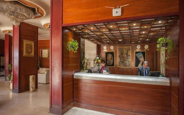 Delta Pyramids Hotel