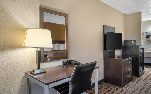 SureStay Hotel by Best Western Summersville