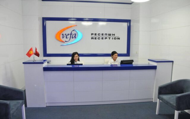 Center Hotel & Apartments