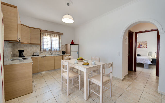 Akrotiri Apartments