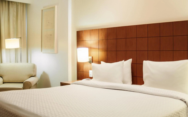 Mercure Macaé