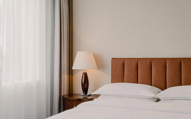 Sheraton Poznan Hotel