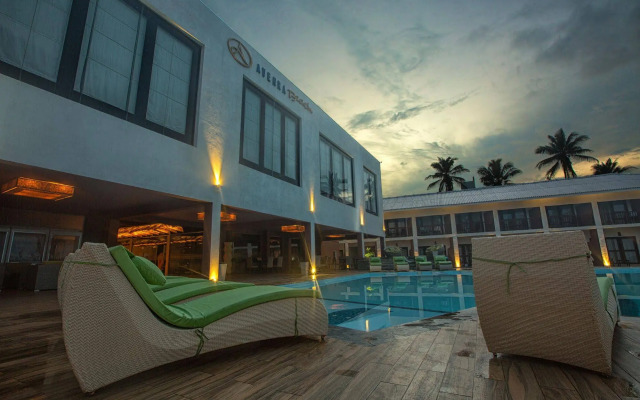 Avenra Beach Hikkaduwa