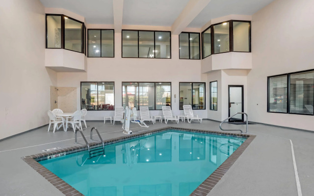 Comfort Suites Hattiesburg near University