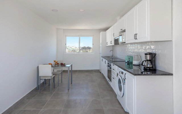 ★ Sea View ★ 1 Minute to Oldtown and Beach ★