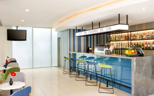 ibis Bangkok Sathorn