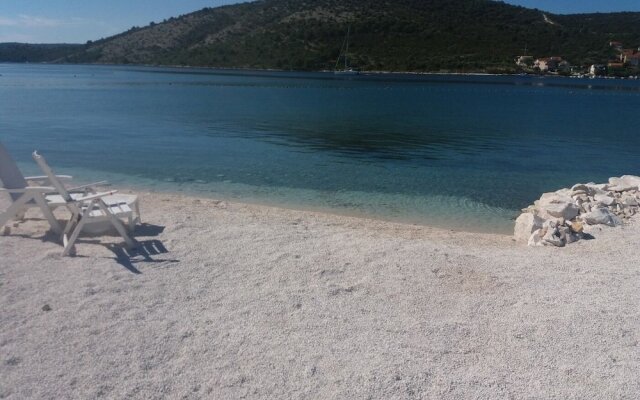 Maja - 80 m From Pebble Beach - SA2 Zapad