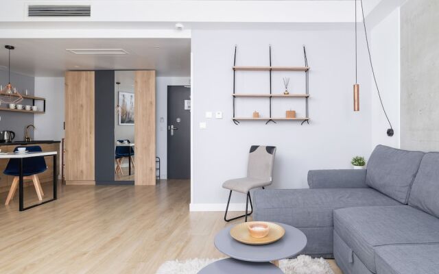 Studio Lwowska 1 by Renters