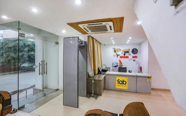 FabExpress Taj Home Stay