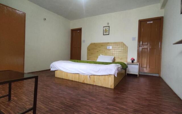Manali top Inn & Cafe