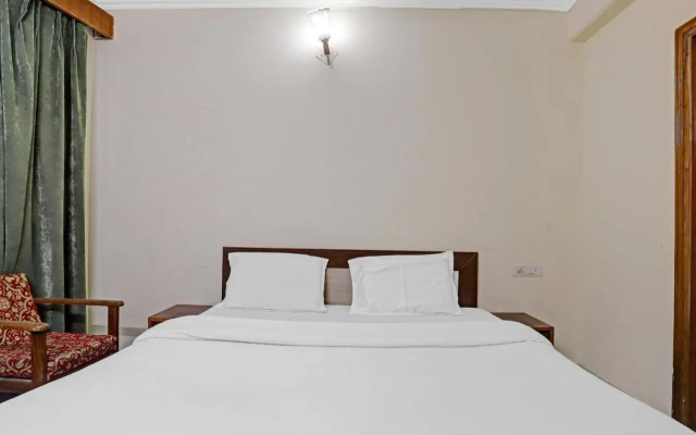 OYO 84081 Hotel Suhani Katra