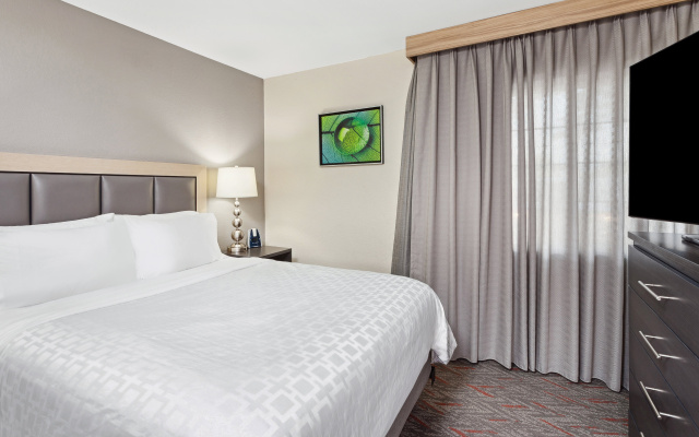 Candlewood Suites Appleton by IHG
