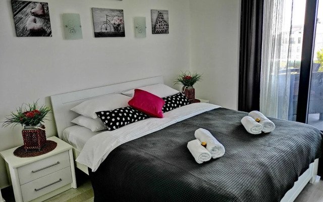 Rose One Bedroom Apartment -25