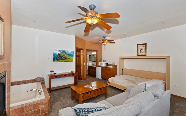 Robinhood Resort