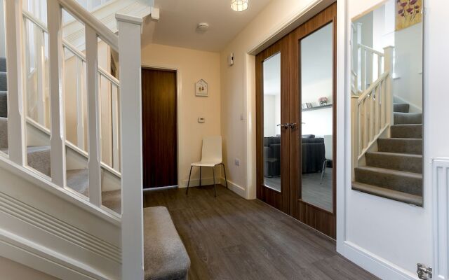 KVM - Quayside House