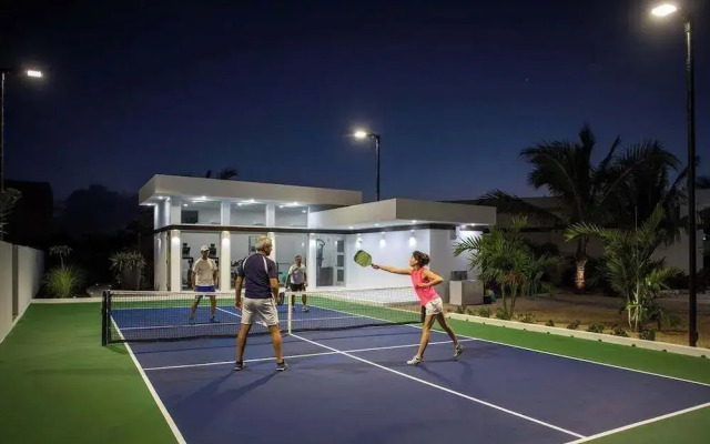 Family Oceanside Vacation Villa Hotel Amenities v8