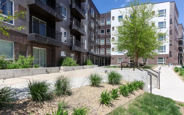 Minneapolis | Campus Studio U of M Apartment