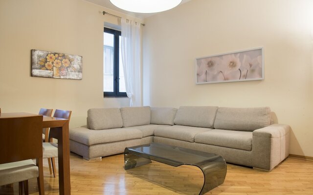 easyhomes - San Babila Corridoni