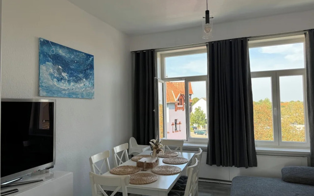 4 room new apartment center contactless