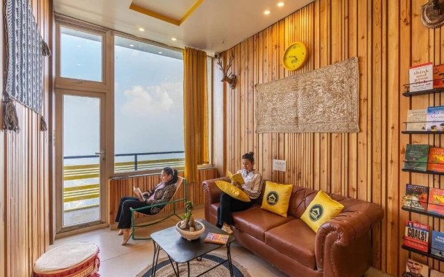 The Hosteller Kufri, Shimla