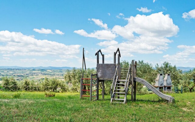 Scenic Holiday Home in Torgiano With Swimming Pool
