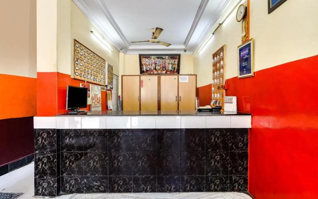 OYO 36583 Hotel Srinivasa Residency