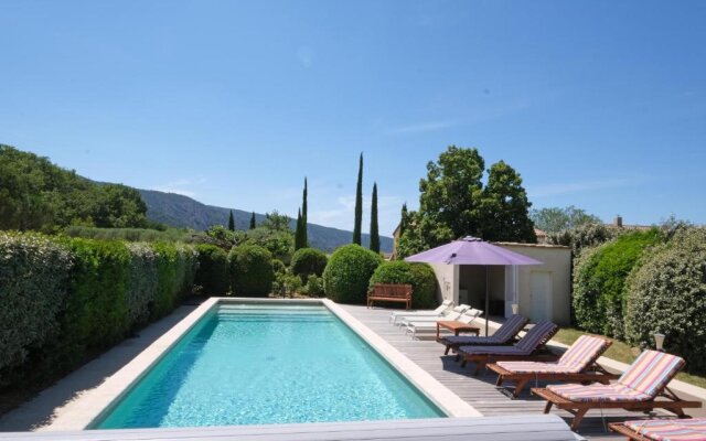 Charming vacation rental with a swimming pool in the heart of Luberon Natural Park,13 people LS2-306 ANDOURETO