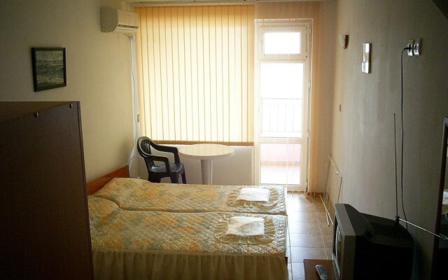 Tony Guest House