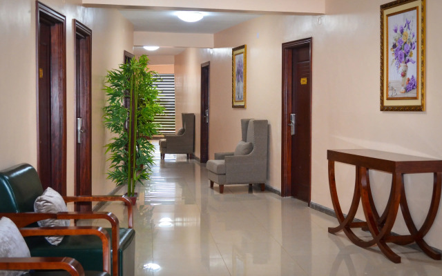 Hillside Plaza Hotel