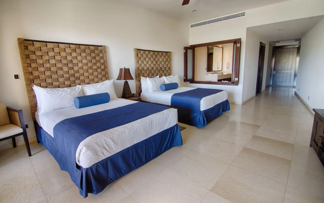 Puerta Cortes Residences