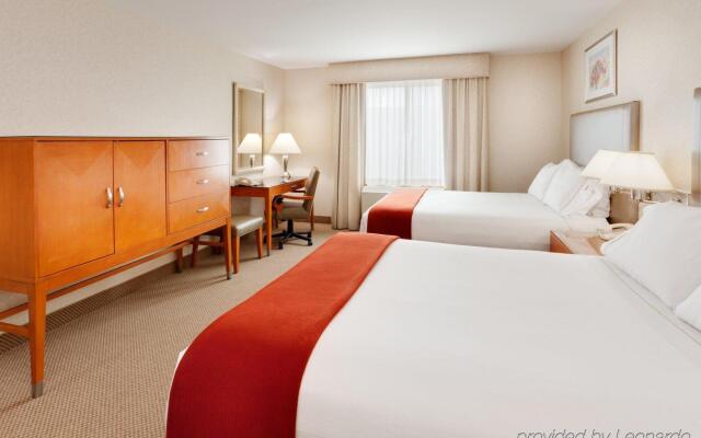 Holiday Inn Express Hotel & Suites Warwick-Providence (Arpt), an IHG Hotel