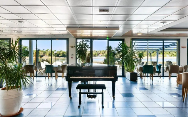 Le Pavillon Bleu