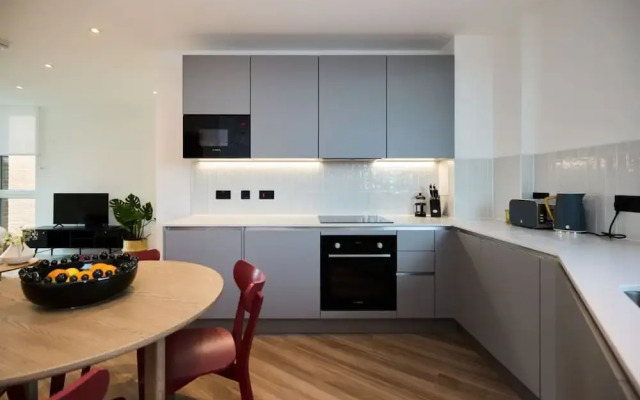 The Tottenham Place - Stylish 1bdr Flat With Balcony