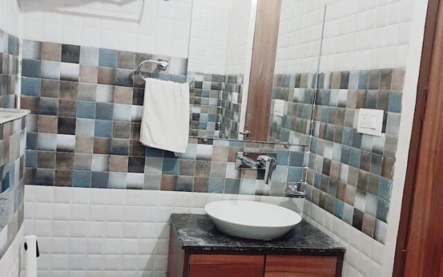 Hotel 365