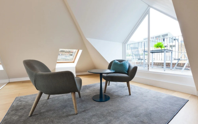 Soho Penthouse by Concept Apartments