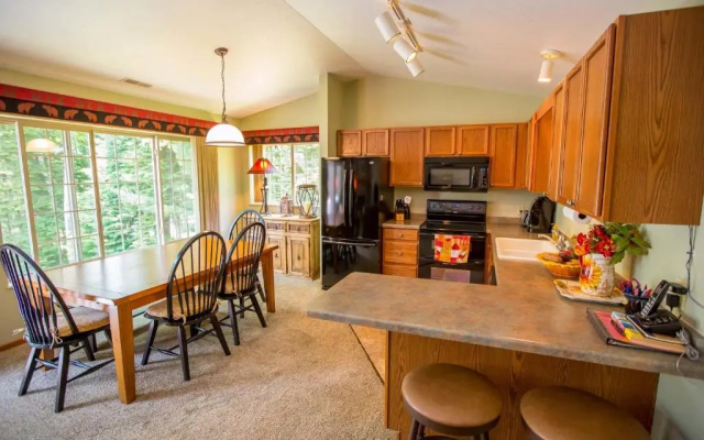 Wild Eagle Lodge