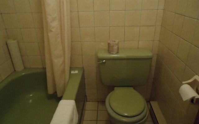 Hotel Motel Le Pharillon