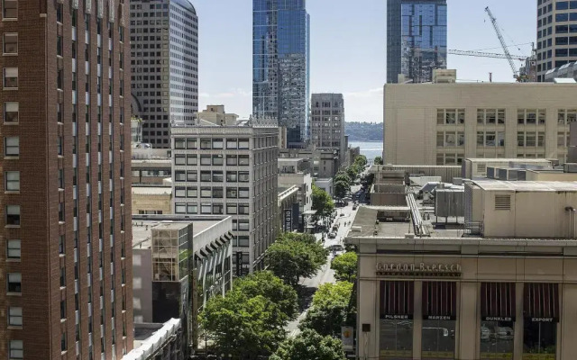 The Paramount Hotel