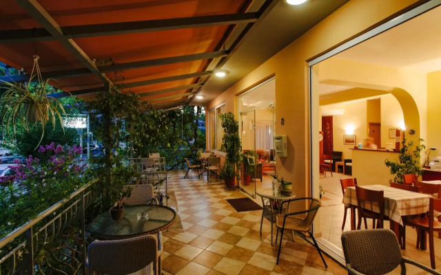 Hotel Loula