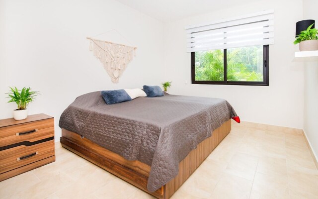 Private Garden Condo by Concierge4u