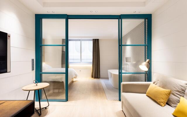 Home2Book Charming Apartment in Santa Cruz