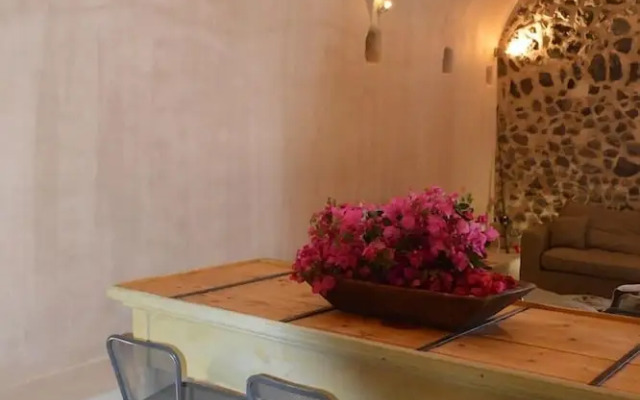 Pyrgos Old winery villa