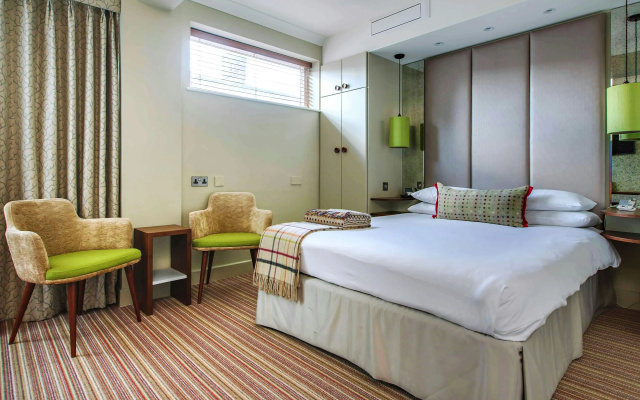 The Maids Head Hotel