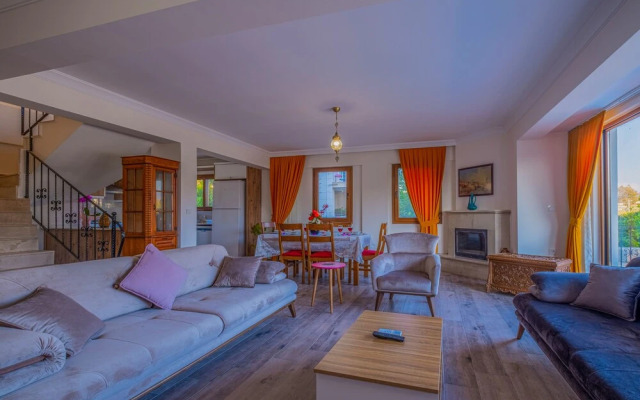 Myra Villa 1