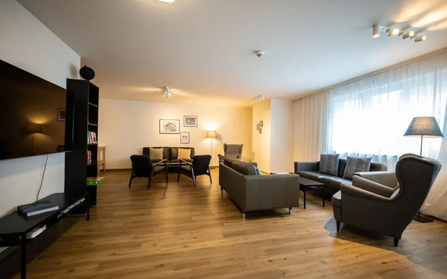 Jimmy's Apartments Lory