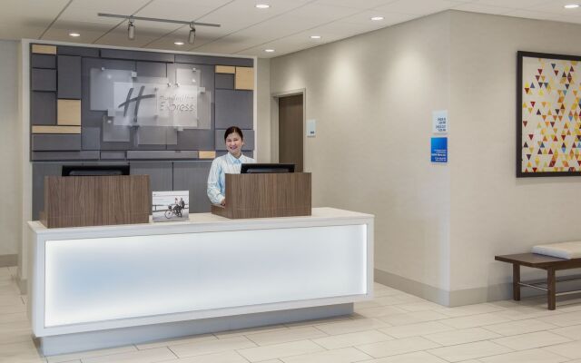 Holiday Inn Express Hotel & Suites Airdrie-Calgary North by IHG