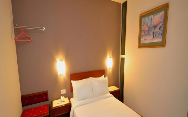 Hotel Puri 36
