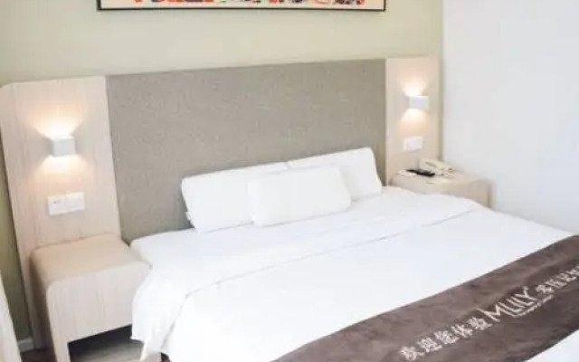 Super 8 Hotel Zhengzhou Zhengbian Road Branch