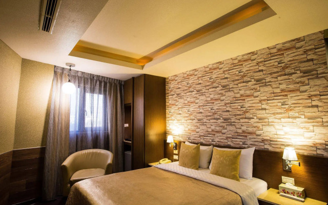Luckynews Classic Hotel