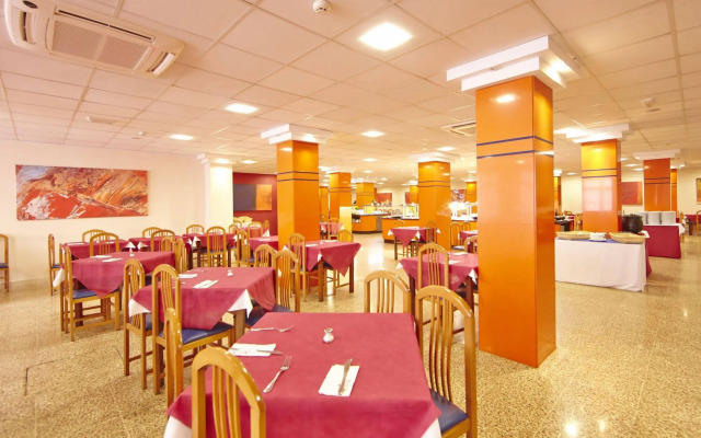 MLL Caribbean Bay Hotel